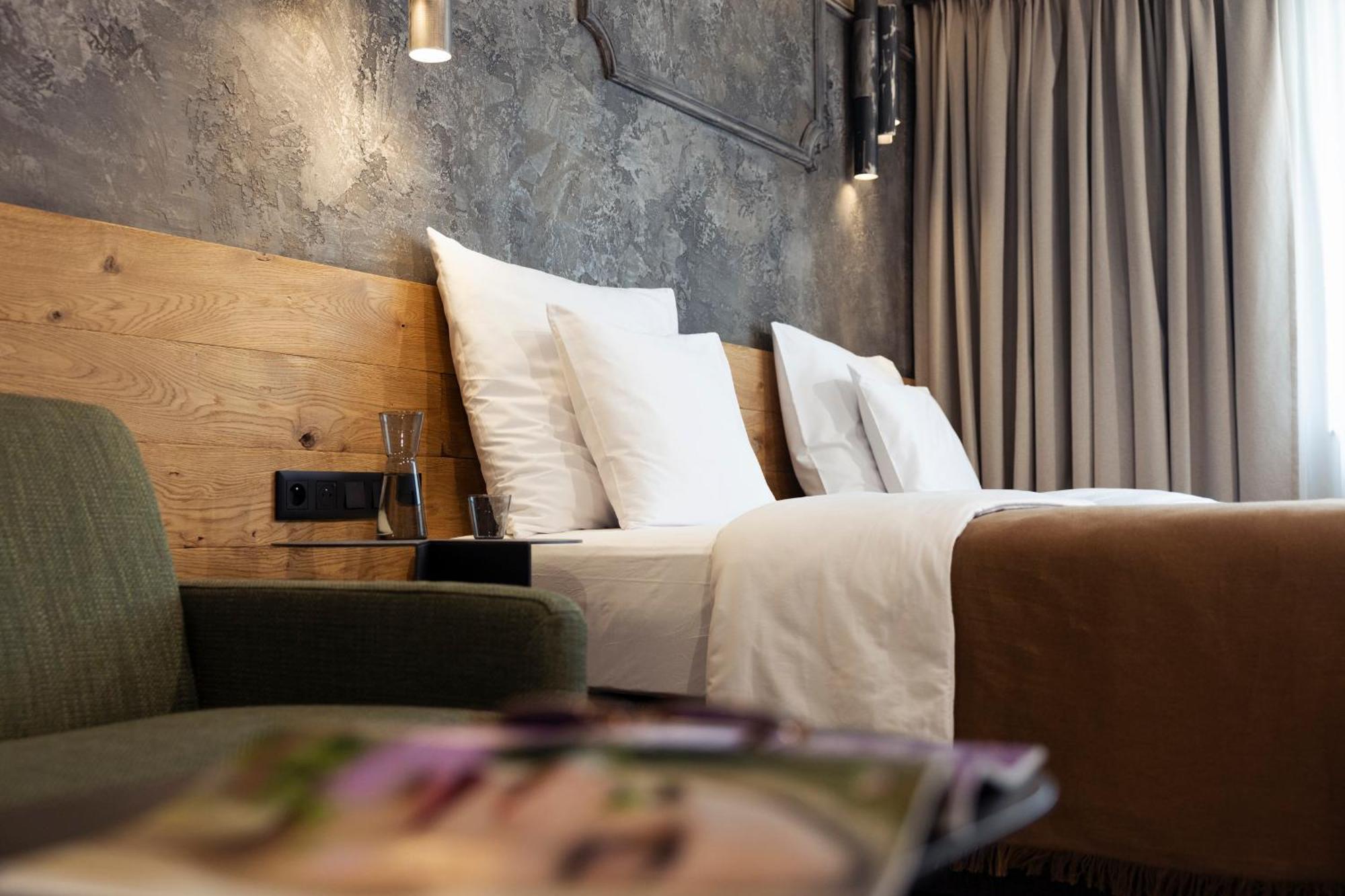 Nomadic Urban Premium Suites Krakow Exterior photo